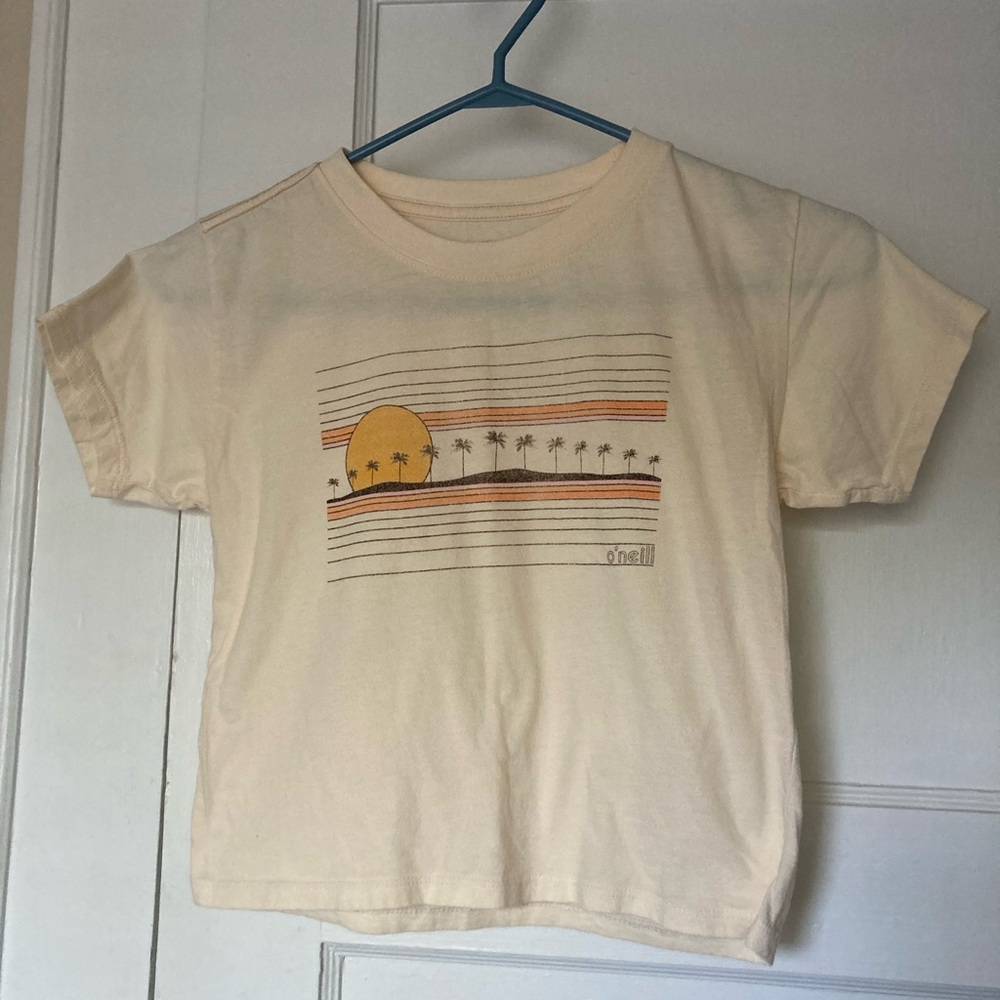 O’Neill girls s/s t-shirt size medium
